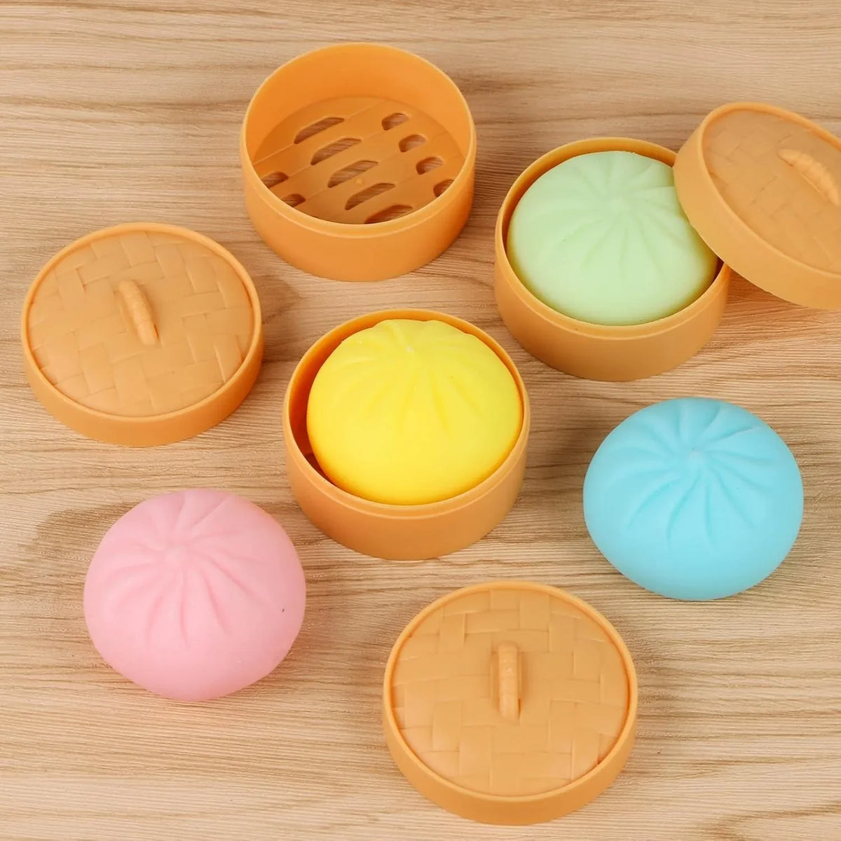 Rainbow Dumpling Squishy with Mini Steamer